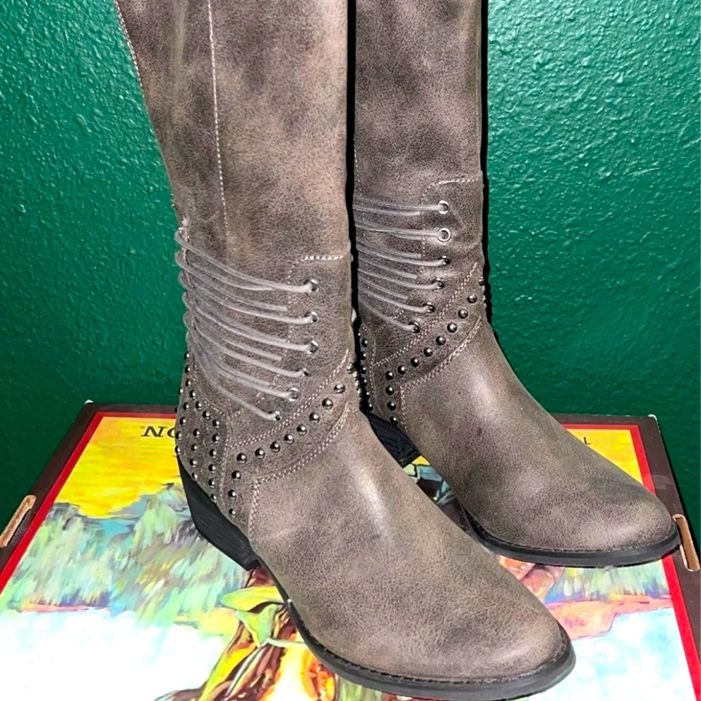 NWOT gray knee high boots